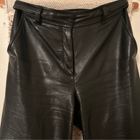 Babaton Command Pant - Size 4 Short - Picture 7 of 15